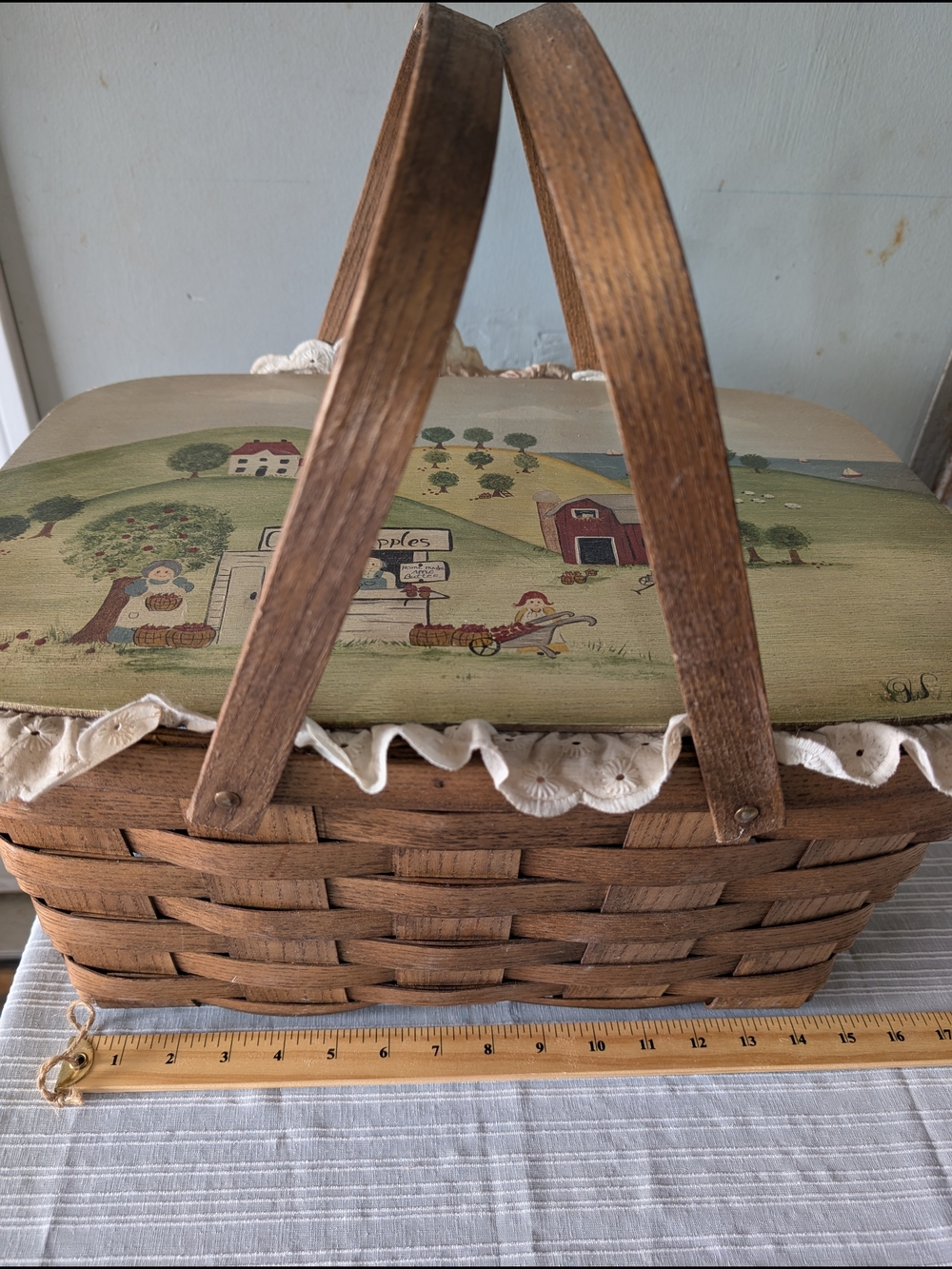 Hand-Painted Folk Art Wood Basket with Hinged Lid | Vintage Cottagecore Picnic